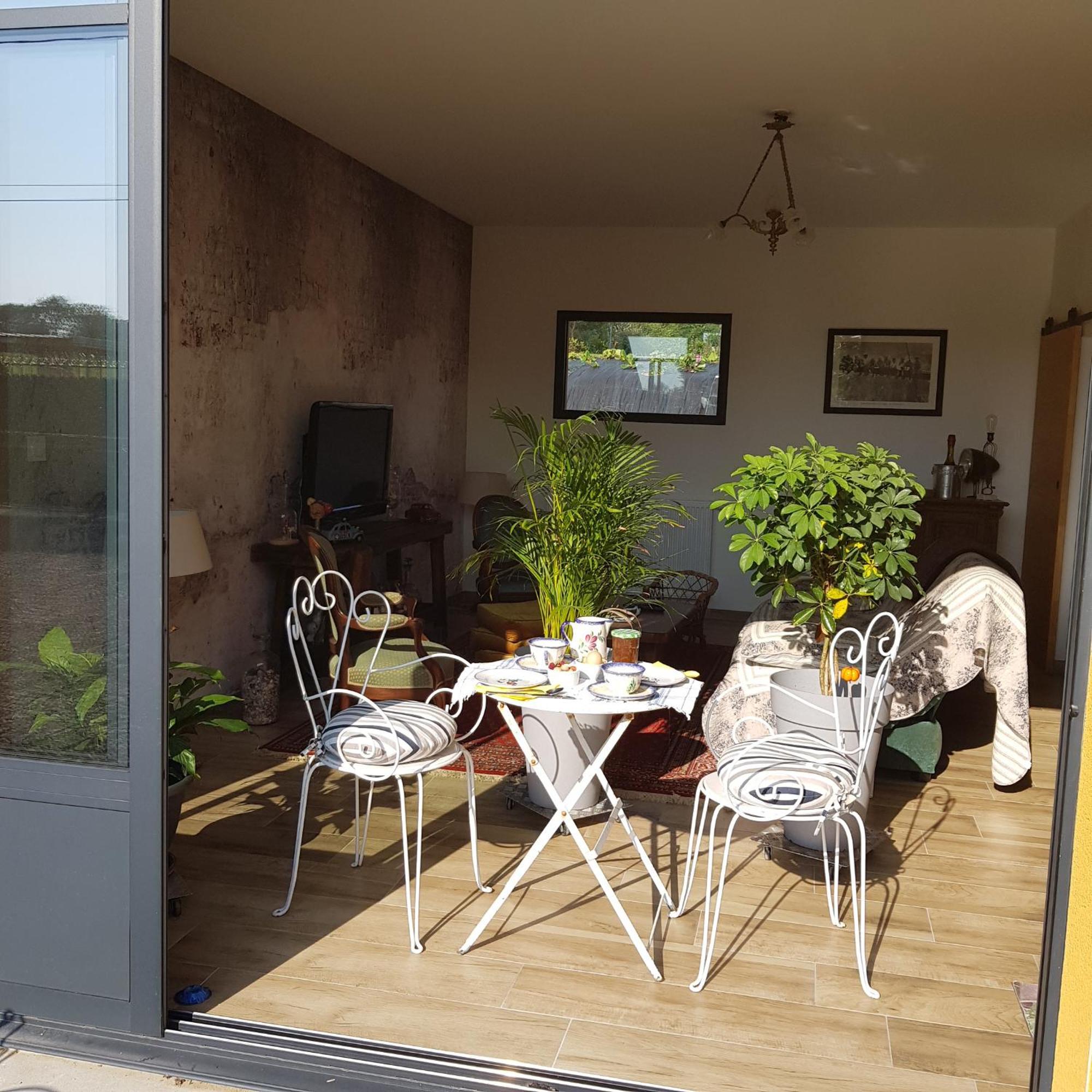 Le Jardin Acomodação com café da manhã Coudeville Exterior foto